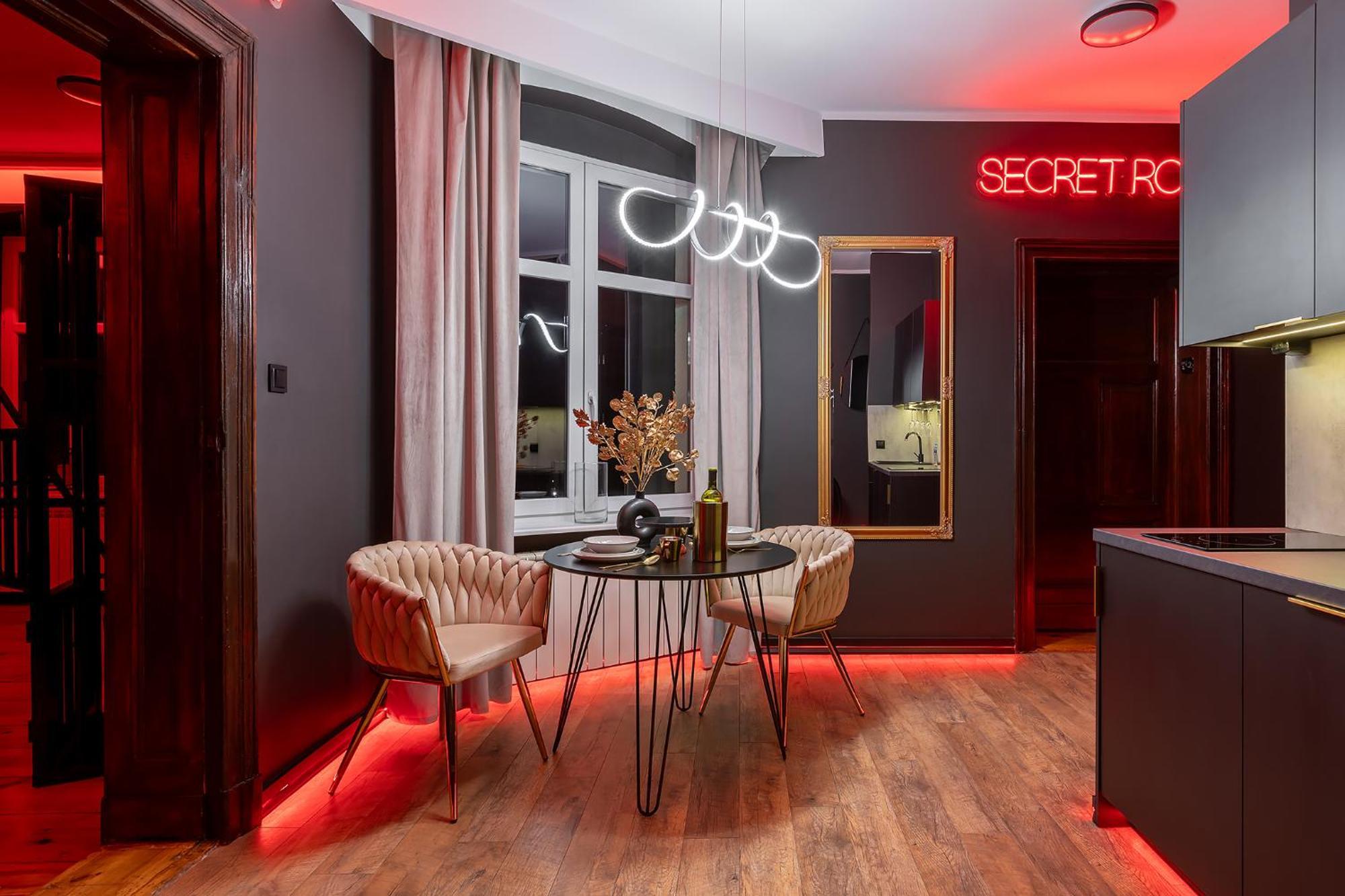 Secret Bdsm Apartment *