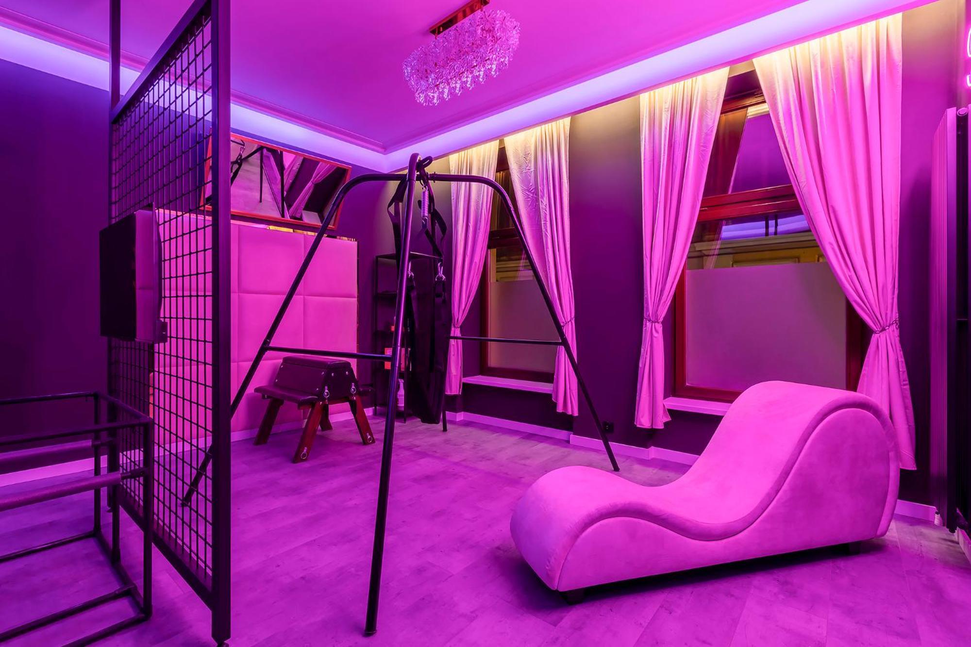 Secret Bdsm Apartment Posen