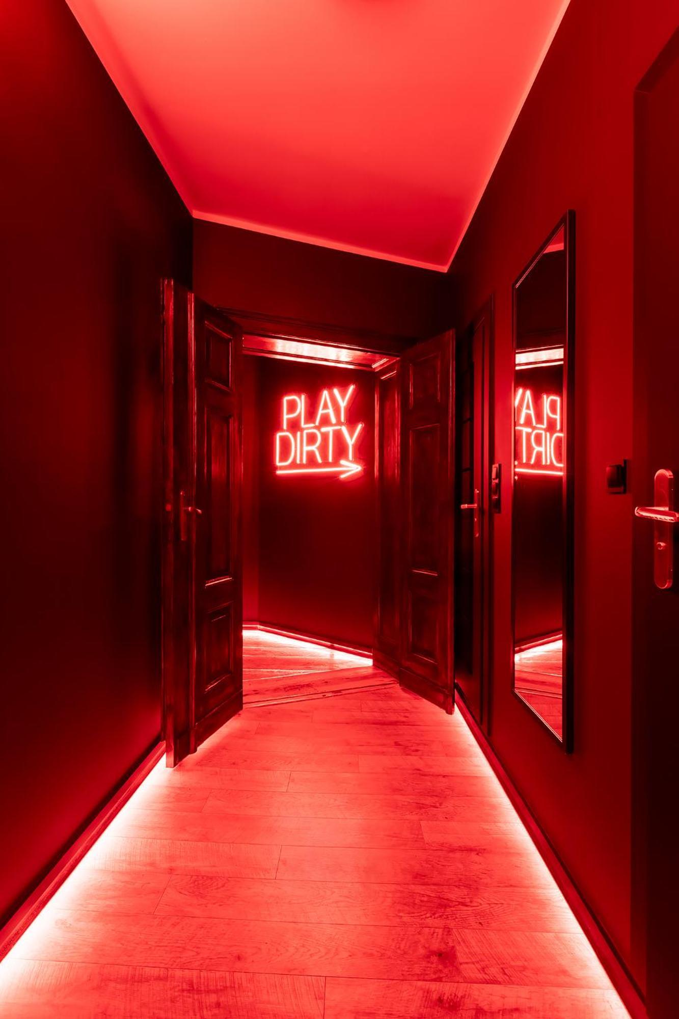 Secret Bdsm Apartment *